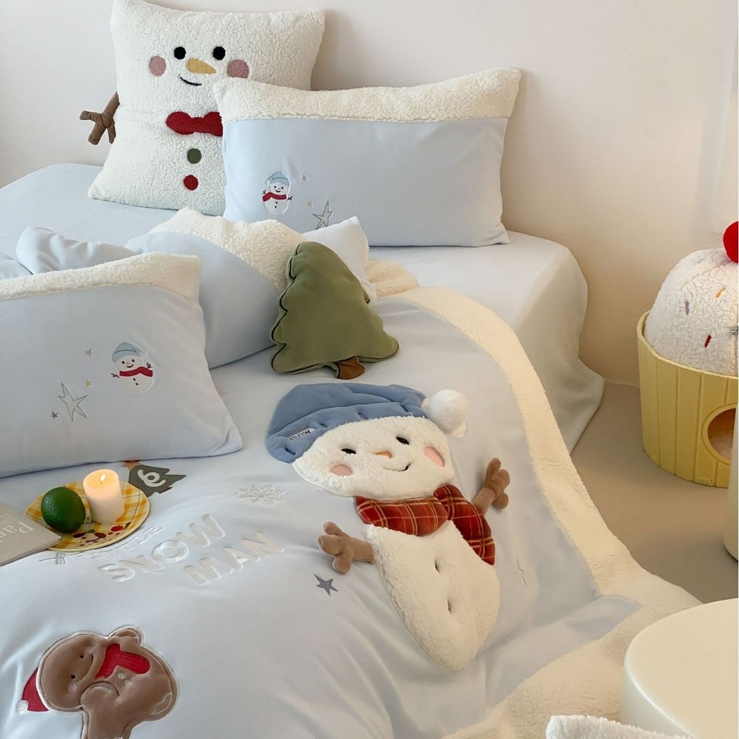 Children's Sherpa-Trim Snowman & Gingerbread Appliqué Duvet Cover Set