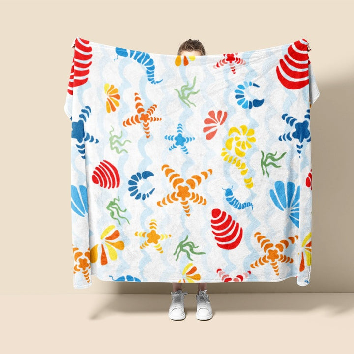 Decorative Ocean-Themed Throw Blanket