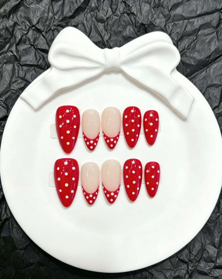 Decorative Press-On Nail Art Set with Floral and Whimsical Designs