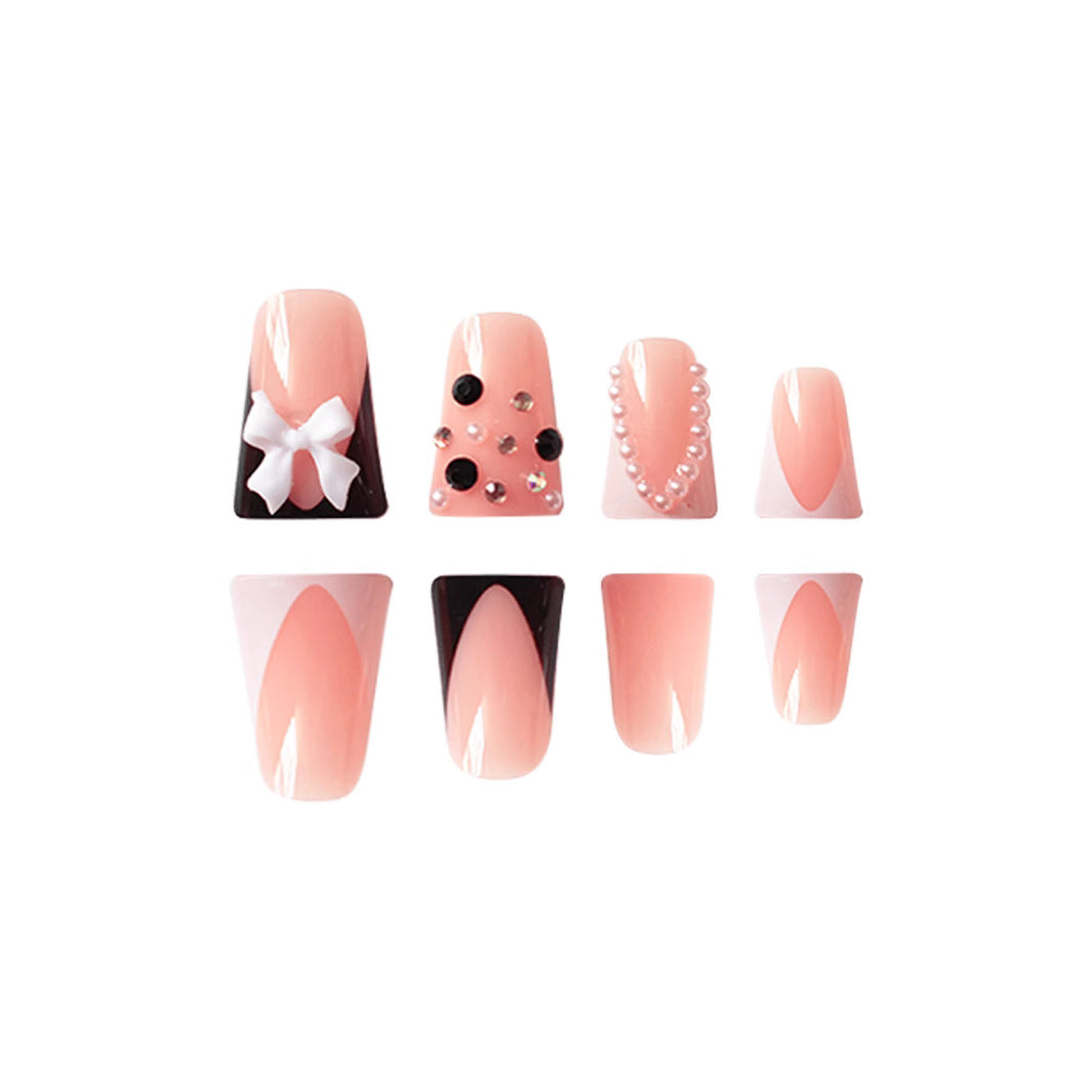 Decorative Press-On Nail Set with Elegant Design Stornfield