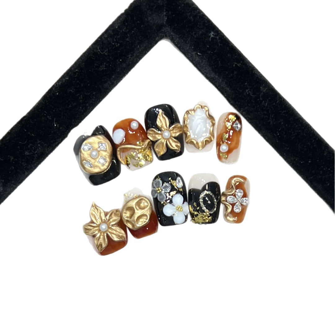 Elegant Nail Art Set
