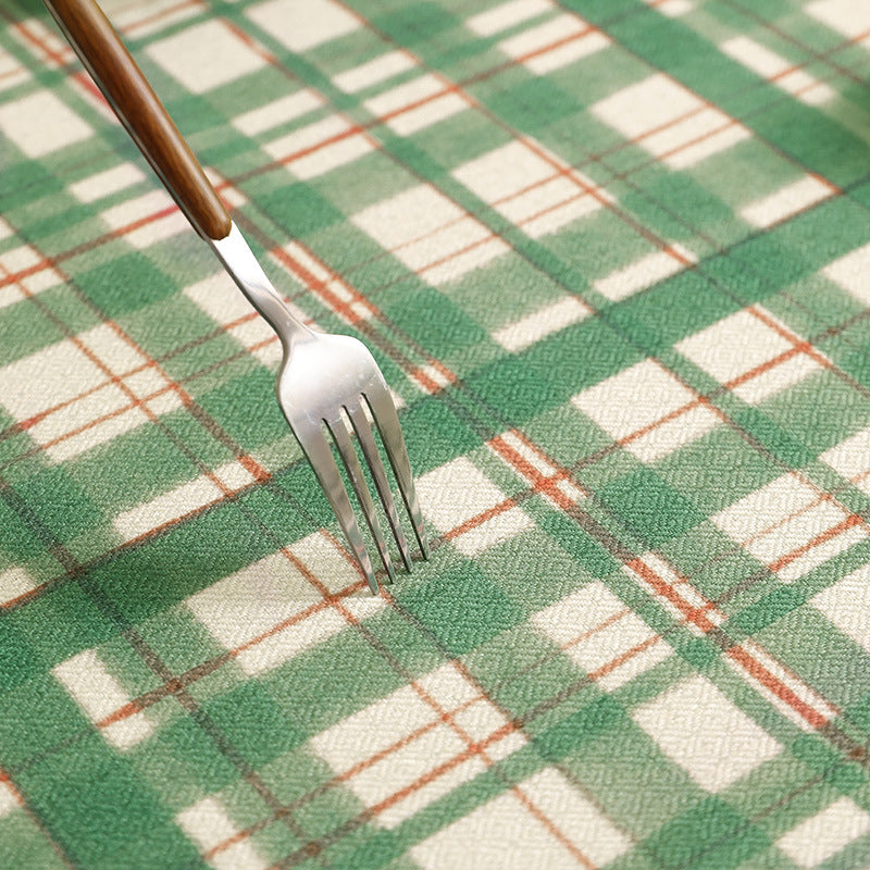 Checked rectangular tablecloth made of cotton-linen with water-repellent coating Stornfield