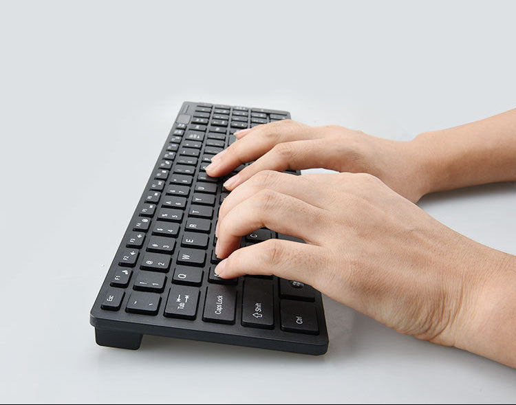 Wireless Keyboard and Mouse Combo Stornfield