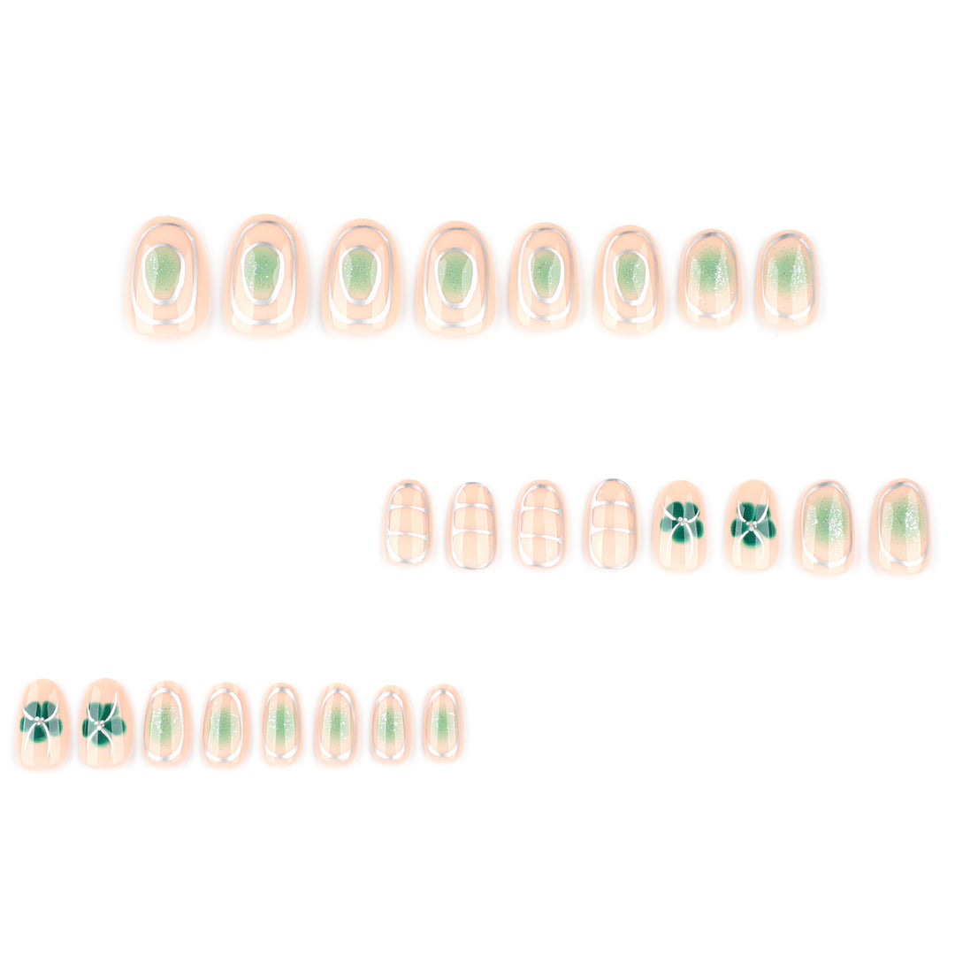 Elegant Nail Art with Floral Design Stornfield