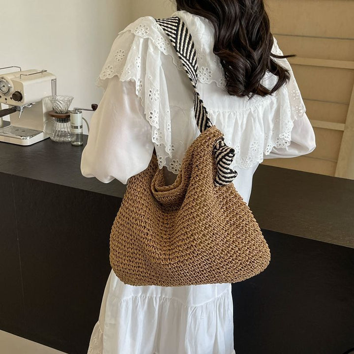 Handcrafted shoulder bag with unique weaving pattern Stornfield