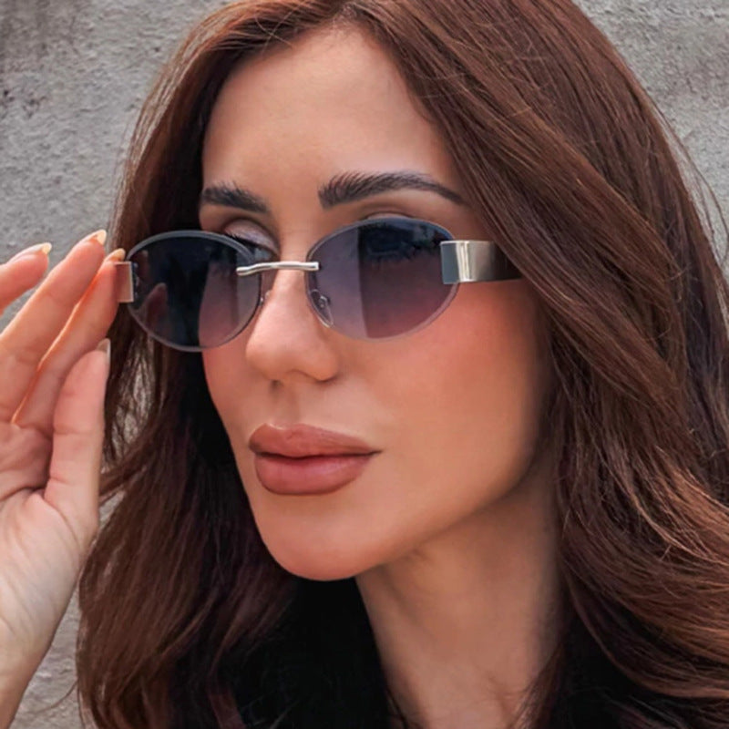 Women's glamorous sunglasses with clear, elegant frame and protective UV filter Stornfield