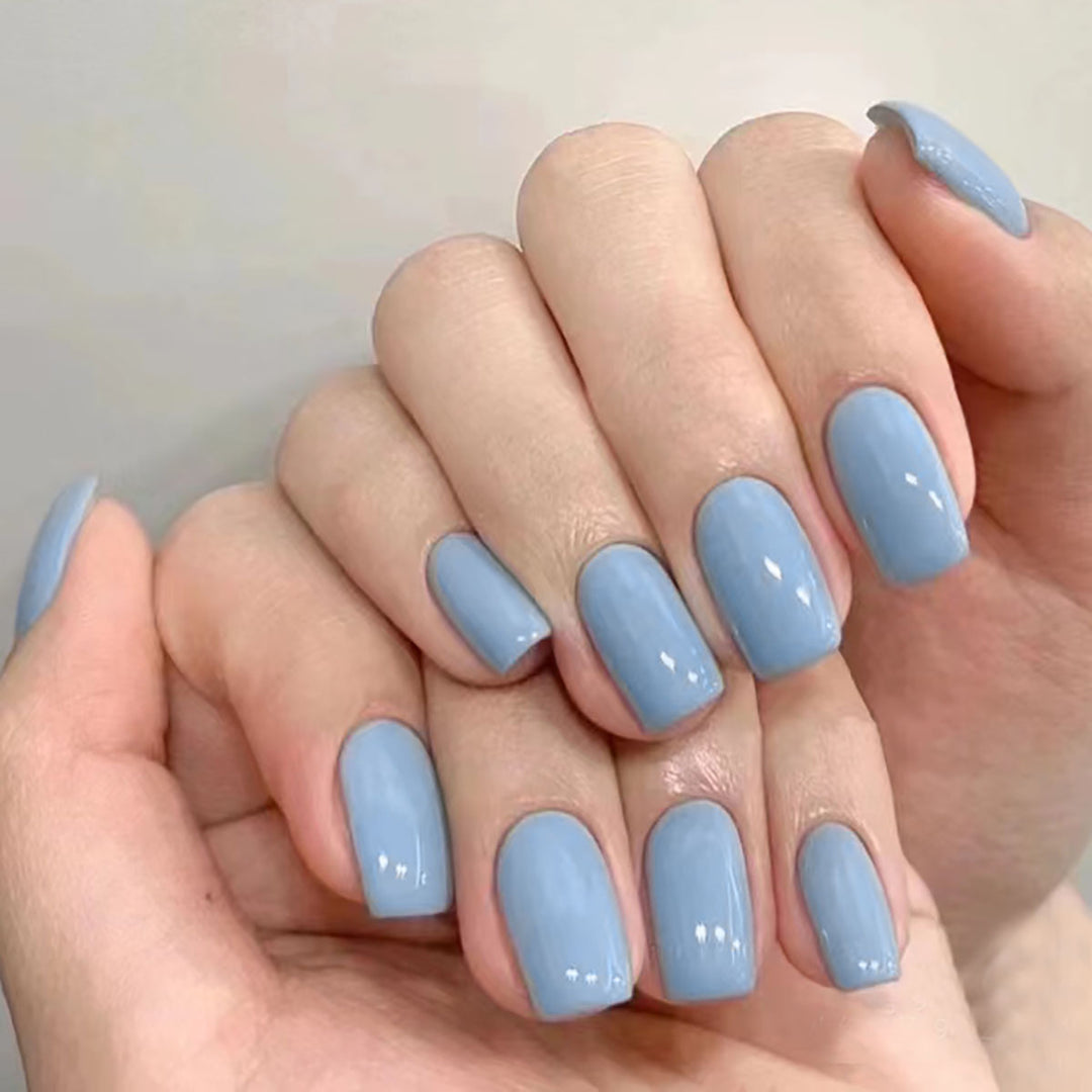 Glossy Press-On Nail Set with Durable Finish