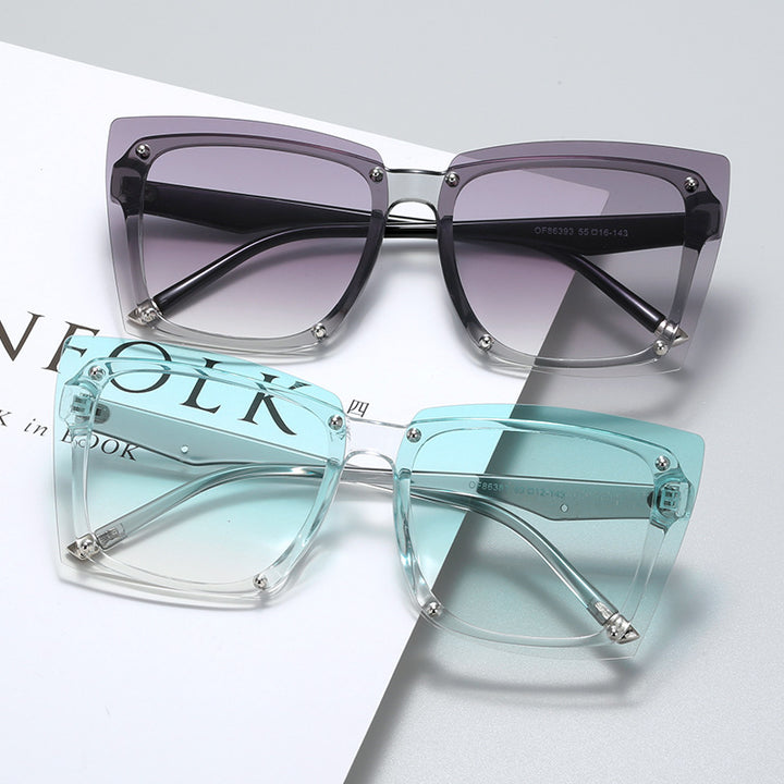 Women's statement sunglasses with stylish square frame and fashionable accents Stornfield