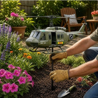 Helicopter Lawn Ornament Stornfield