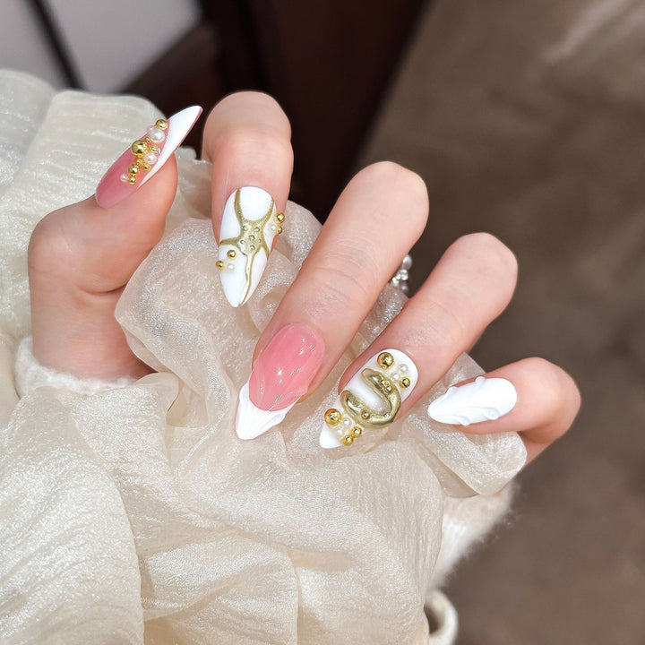 Glamorous Decorative Press-On Nails