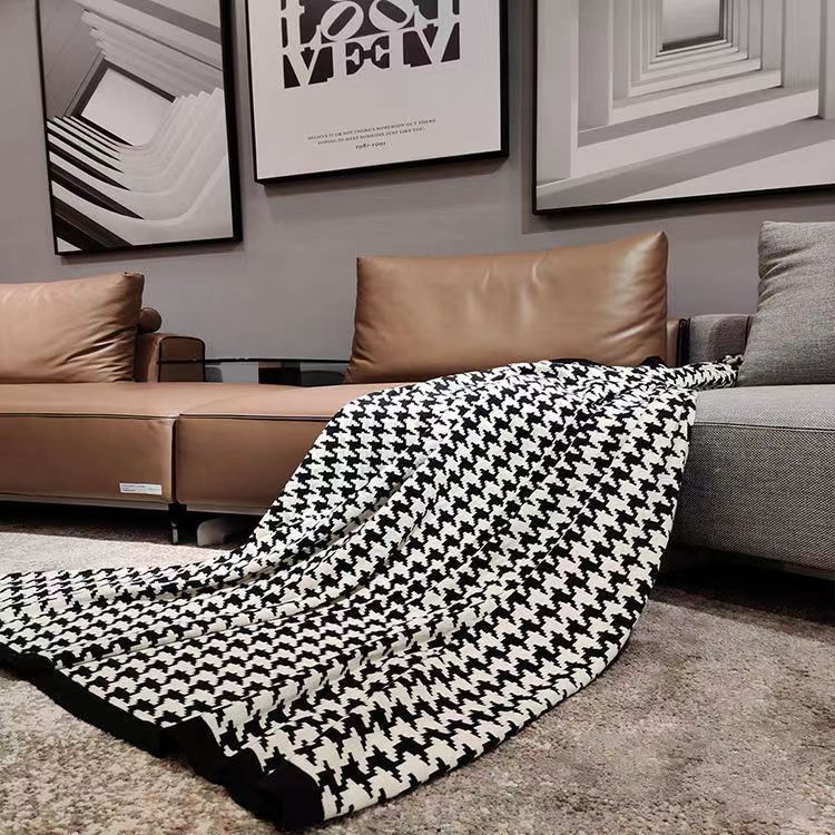 Houndstooth Knit Throw Blanket