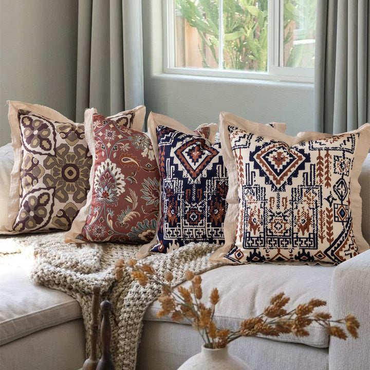 Square decorative cushion with mandala-like jacquard pattern and linen flange