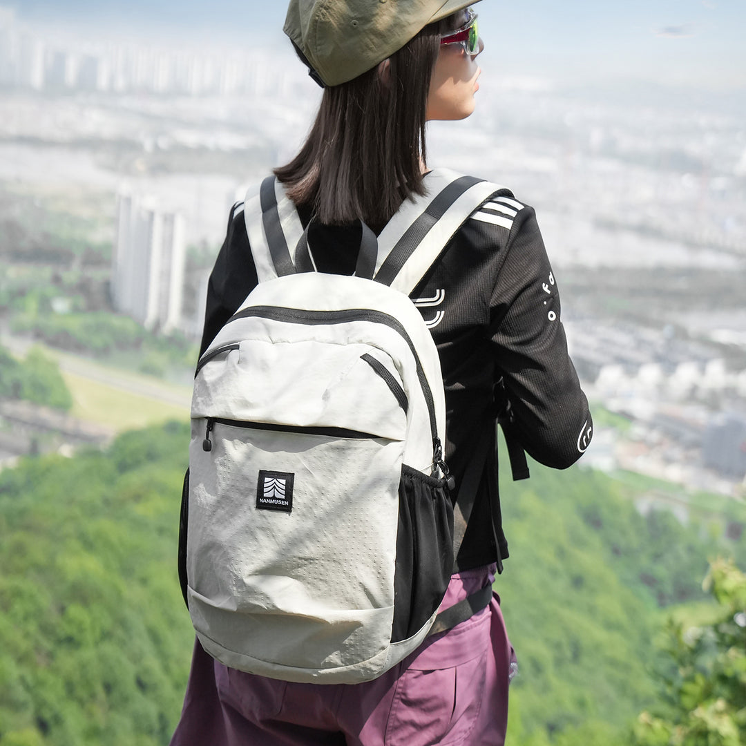 Lightweight Daypack Backpack Stornfield