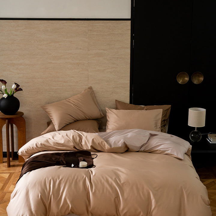Reversible satin bedding set with silky touch and extra soft finish