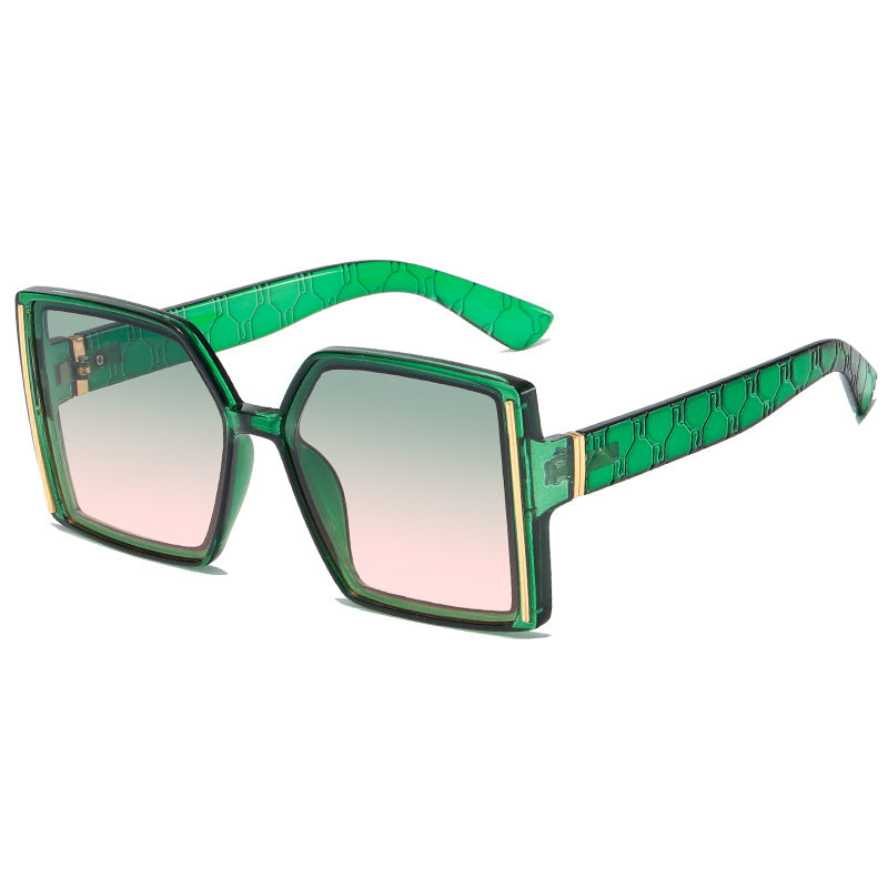 Women’s fashionable sunglasses in retro-inspired design Stornfield