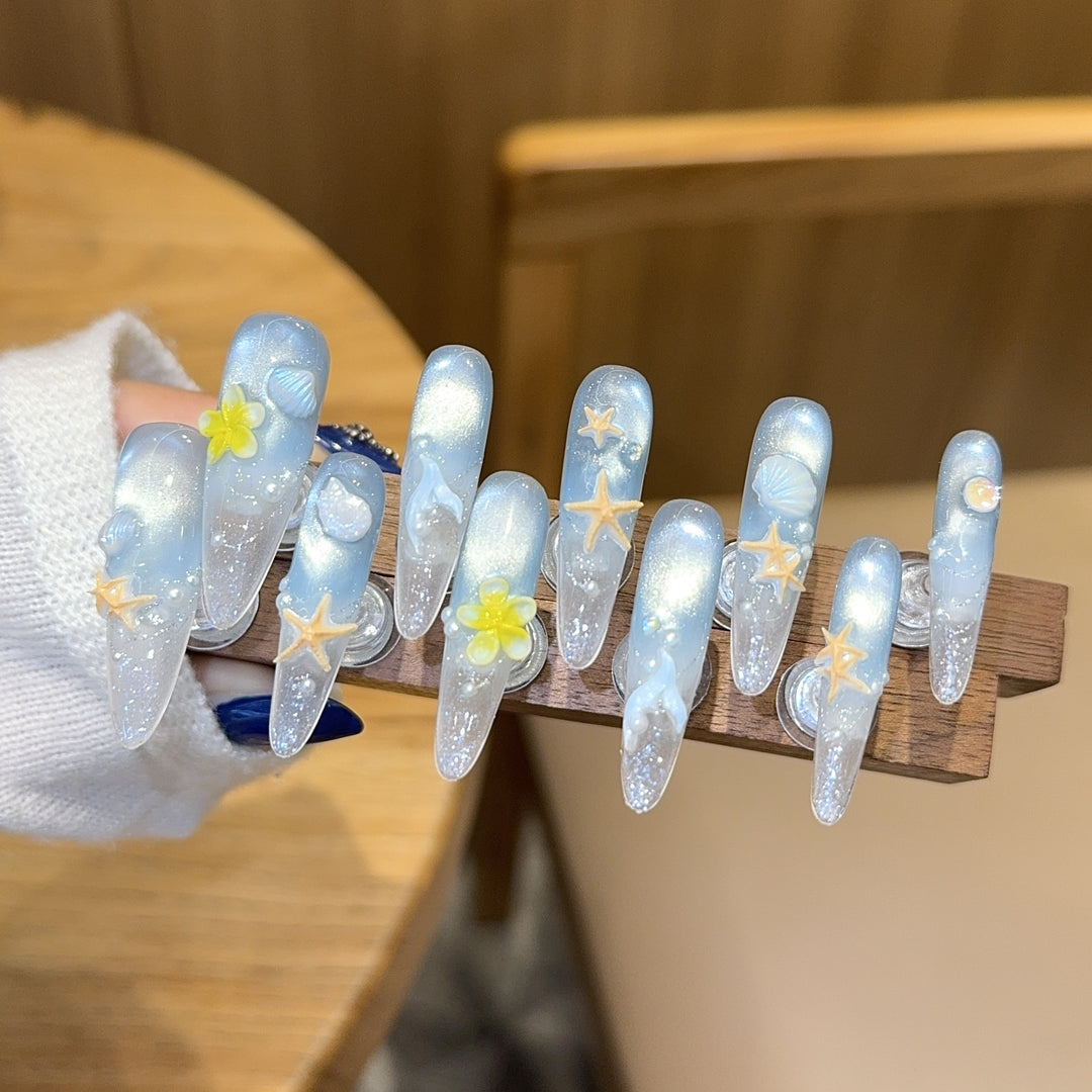 Creative Nail Tips with Maritime Motifs Stornfield