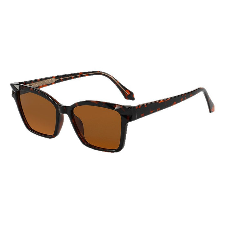 Ladies sunglasses in trendy, geometric design Stornfield