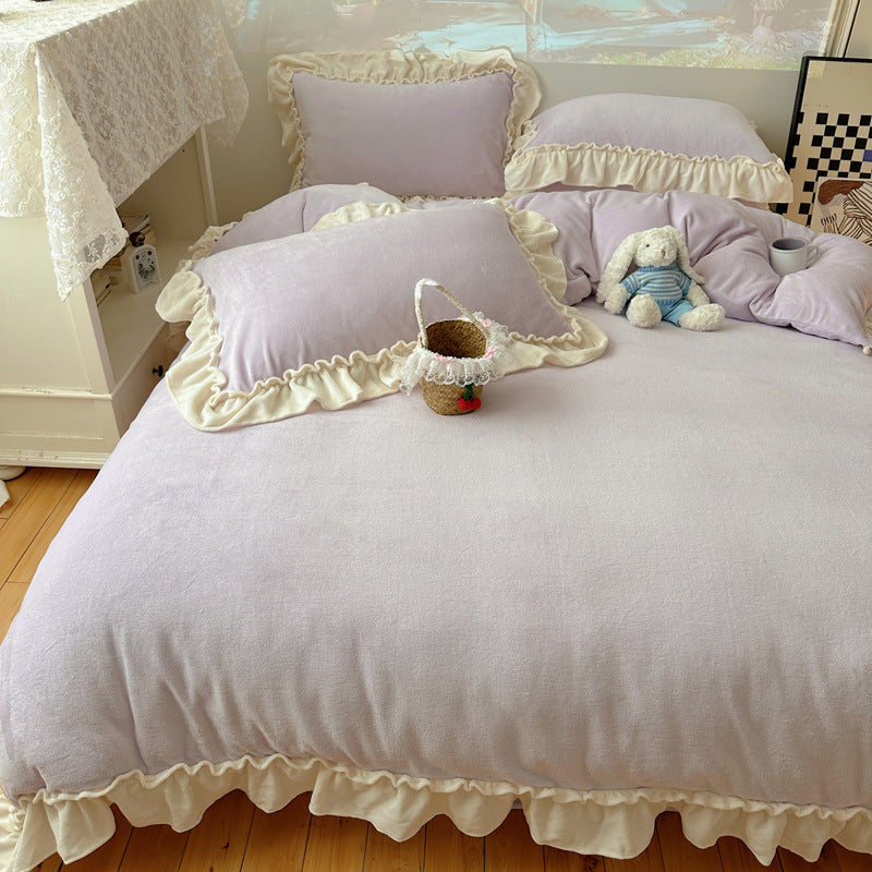 Luxurious Ruffled Plush Comforter Set