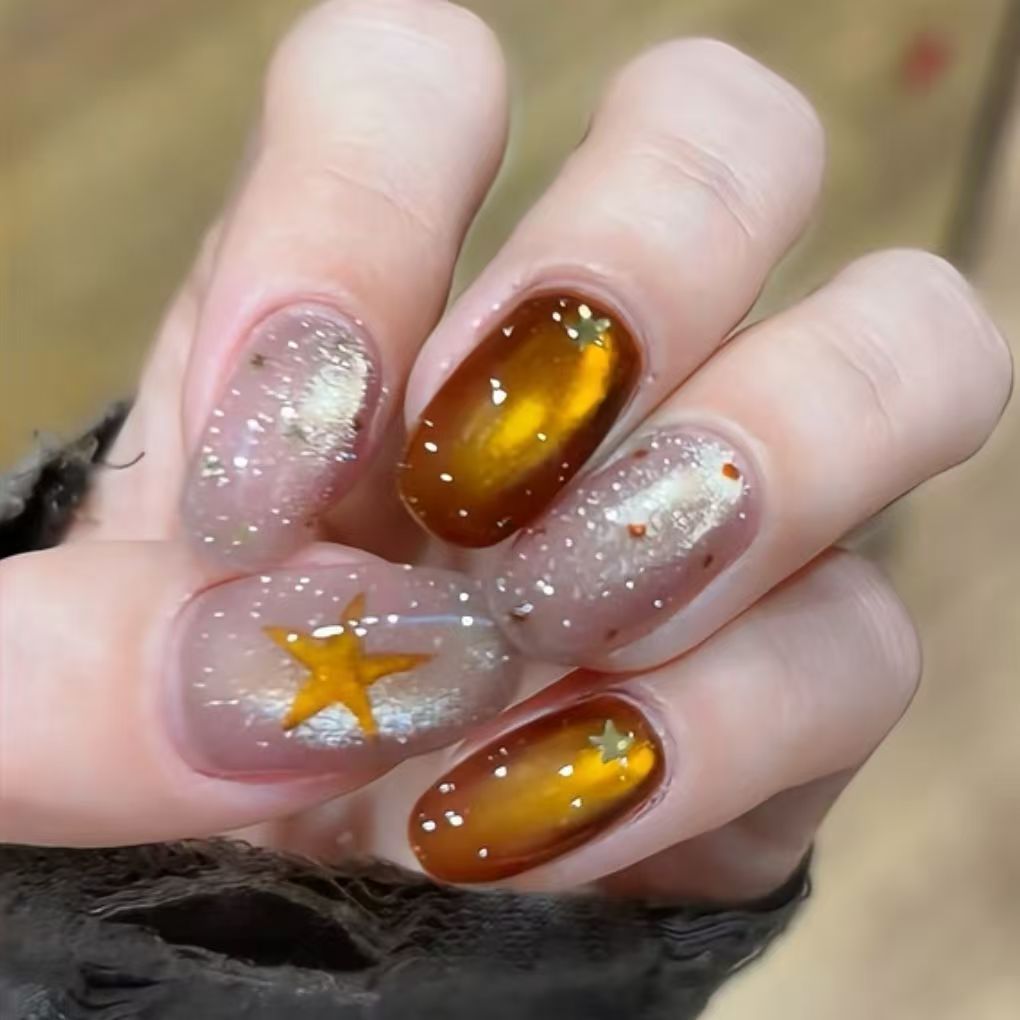 Glittery Ombré Nail Art Extensions
