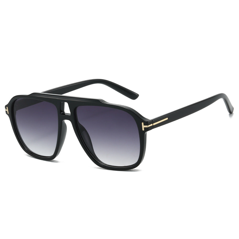 Fashionable Statement Sunglasses Stornfield