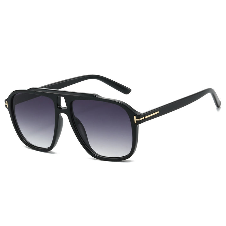 Fashionable Statement Sunglasses Stornfield