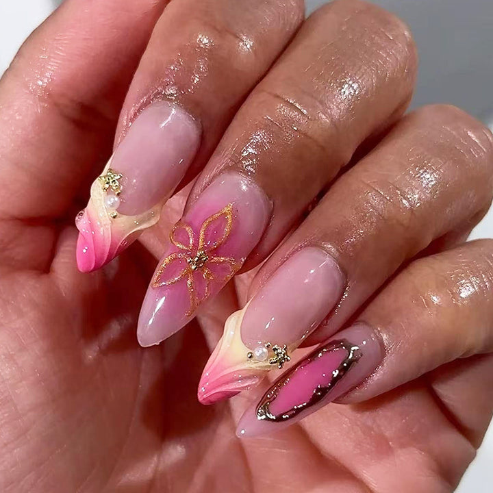Elegant Abstract Press-On Nail Set Stornfield