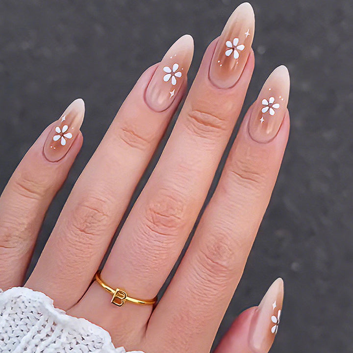 Artificial nail set with delicate floral motifs Stornfield