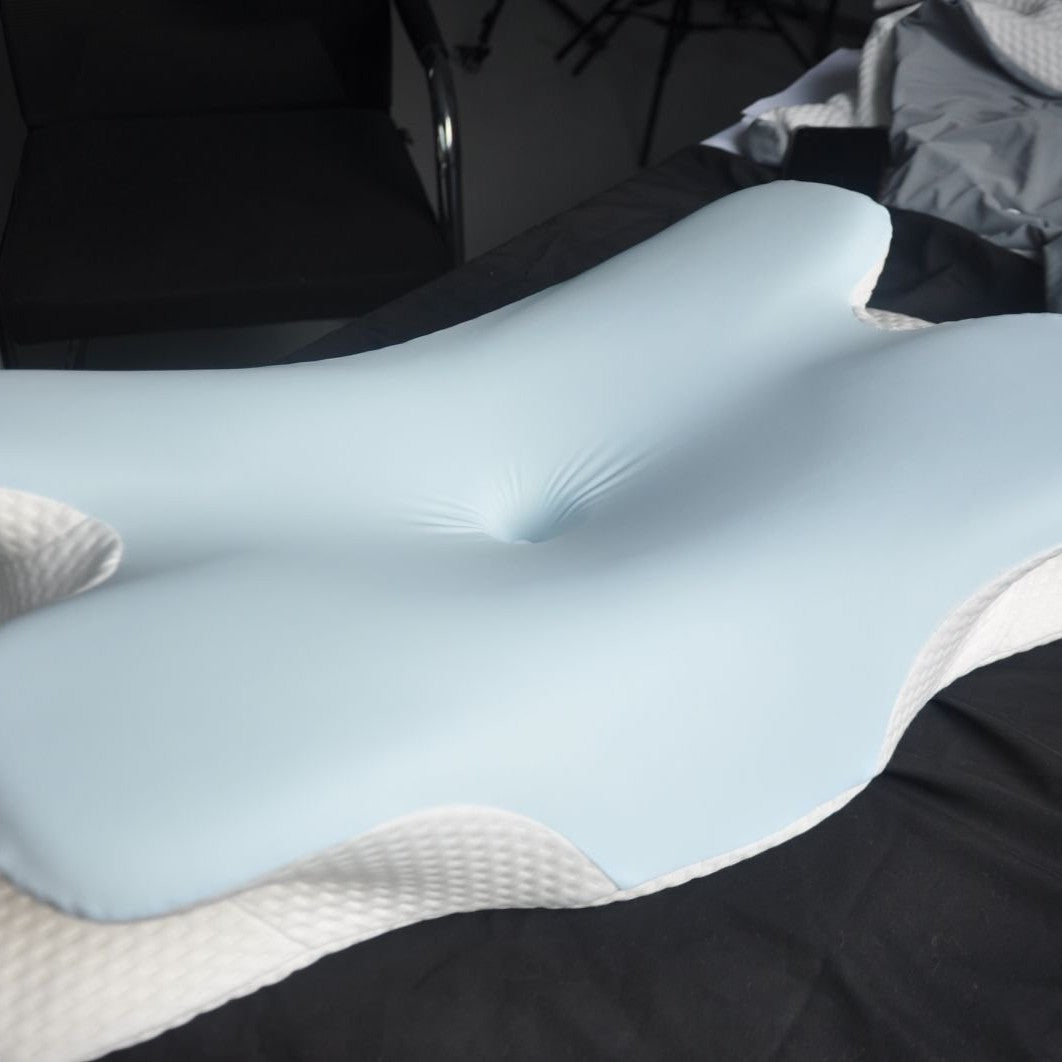 Ergonomic contour pillow with cooling surface Stornfield