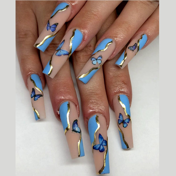 Artificial nails with creative floral designs Stornfield