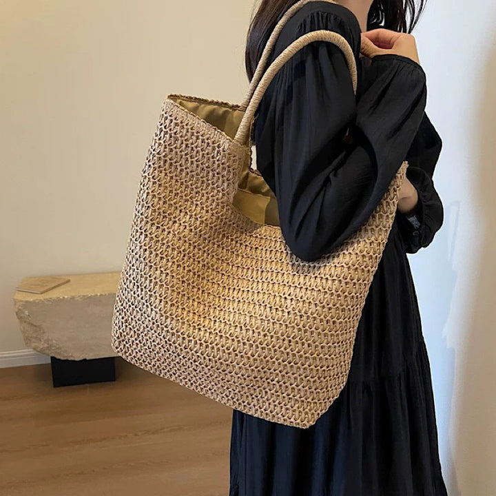 Handbag made of natural willow material with modern accents Stornfield