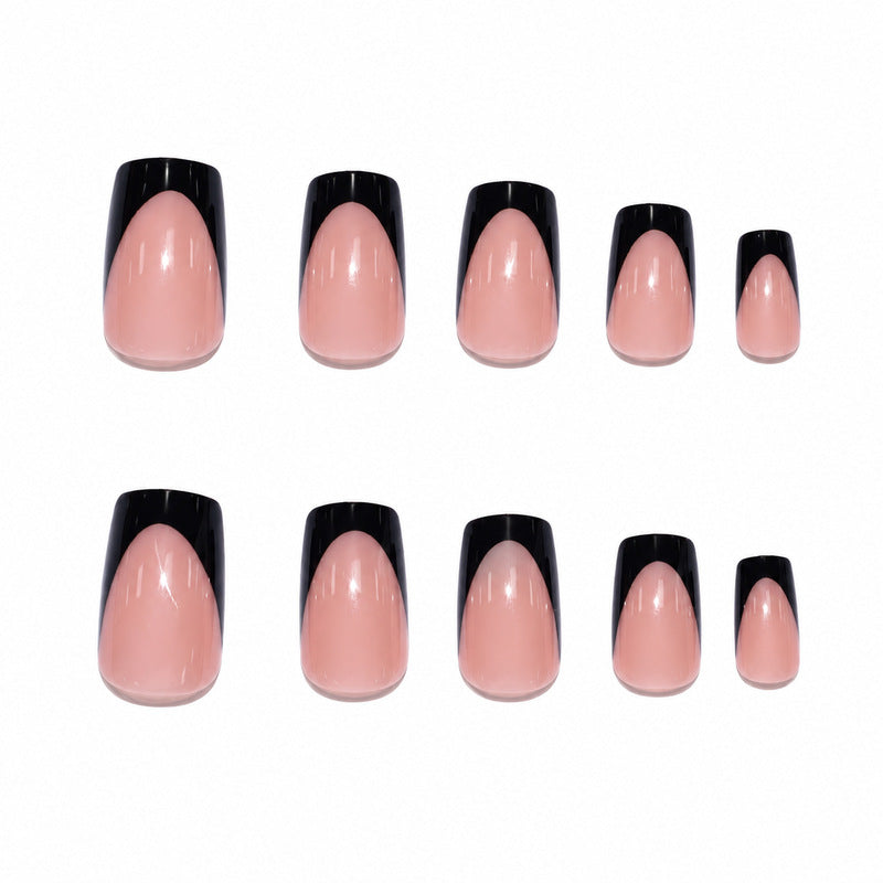 Premium Artificial Nails with Stylish Design Stornfield