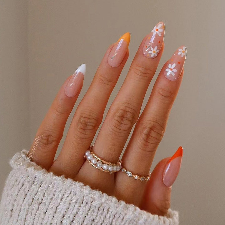 Artificial artificial nails with creative flower design Stornfield
