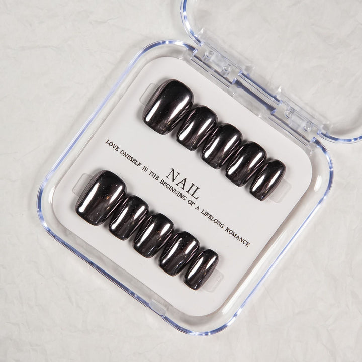 Stylish Press-On Nail Enhancements Set