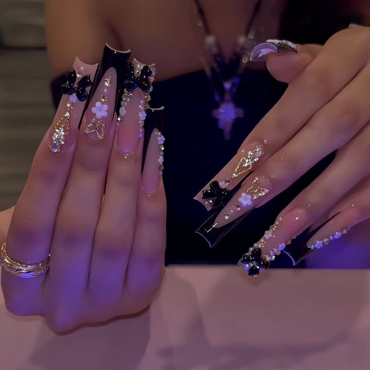 Luxurious 3D Floral Press-On Nail Art Stornfield
