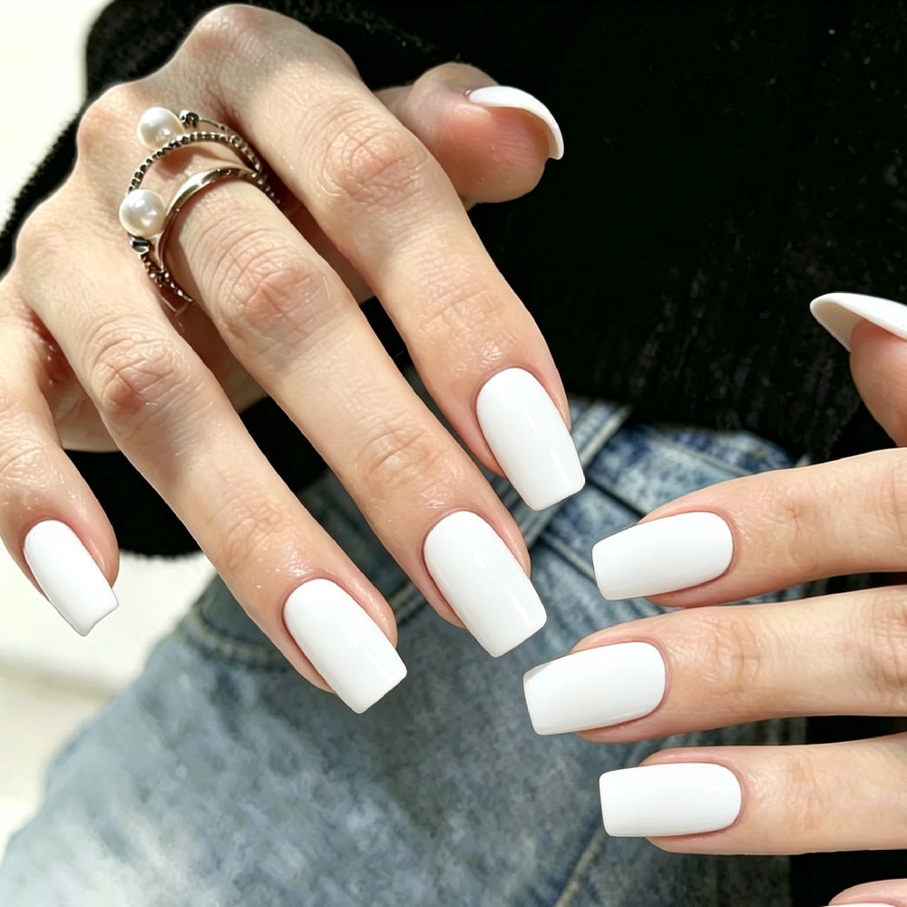 Classic Press-On Nail Set