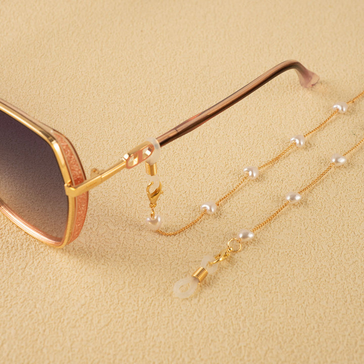 Pearl-Linked Eyewear Holder Stornfield