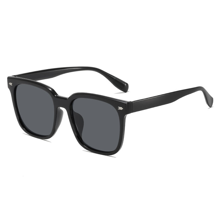 Stylish Oversized Sunglasses Stornfield