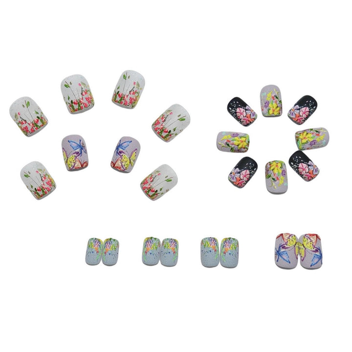 Artificial Nail Set with Floral 3D Designs Stornfield