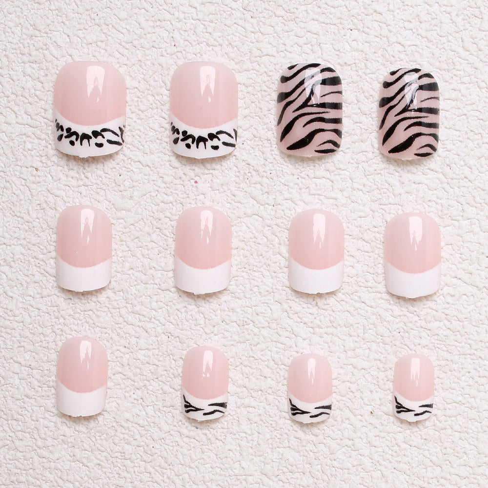 Stylish Animal Print Press-On Nails Stornfield