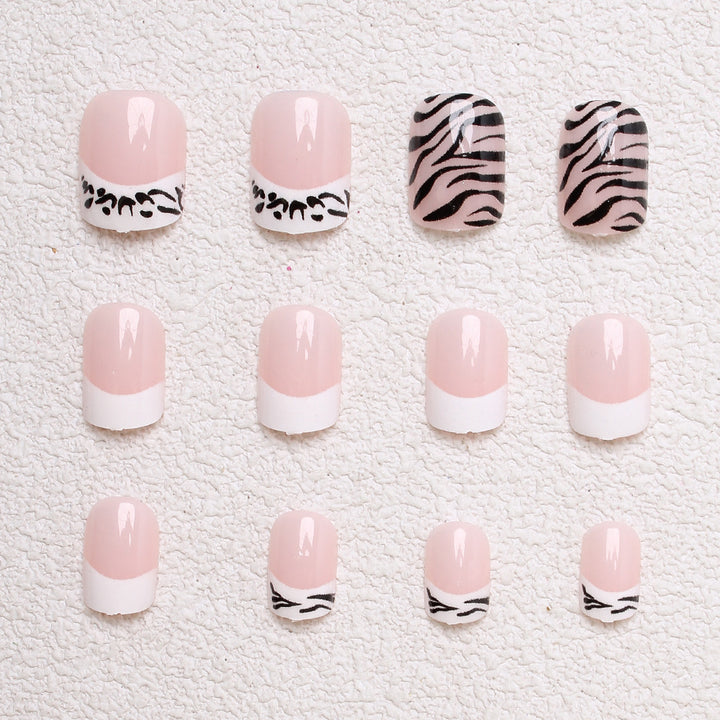 Stylish Animal Print Press-On Nails Stornfield