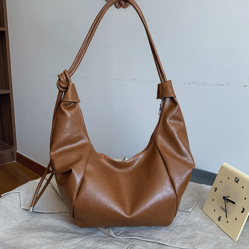 Modern Minimalist Sling Handbag Stornfield