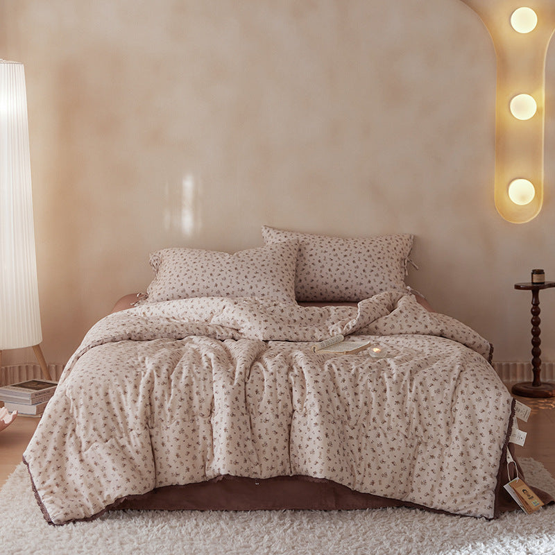 Lightweight Breathable Quilted Cotton Floral Comforter & Pillow Sham Set