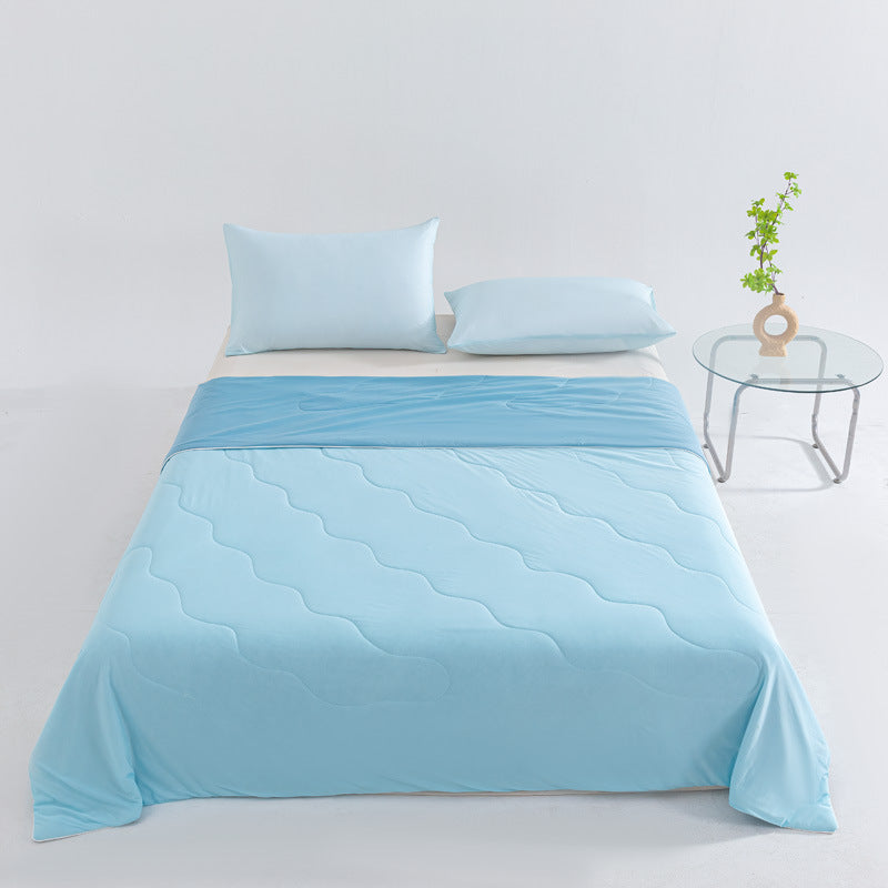 Unisex nan breathable summer blanket with cooling microfiber filling and light quilting Stornfield