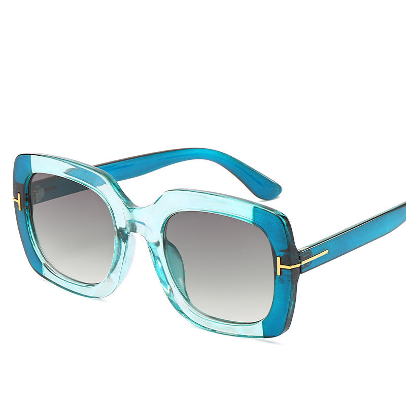 Oversized Fashion Sunglasses with Gradient Lenses Stornfield