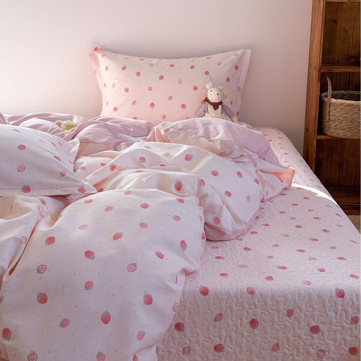 Quilted Cotton Bedding Set with Teddy and Micro Leopard Print