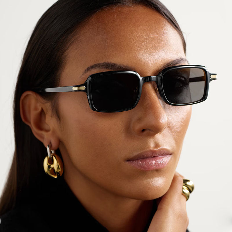 Women square sunglasses with protective UV filter and sturdy frame Stornfield
