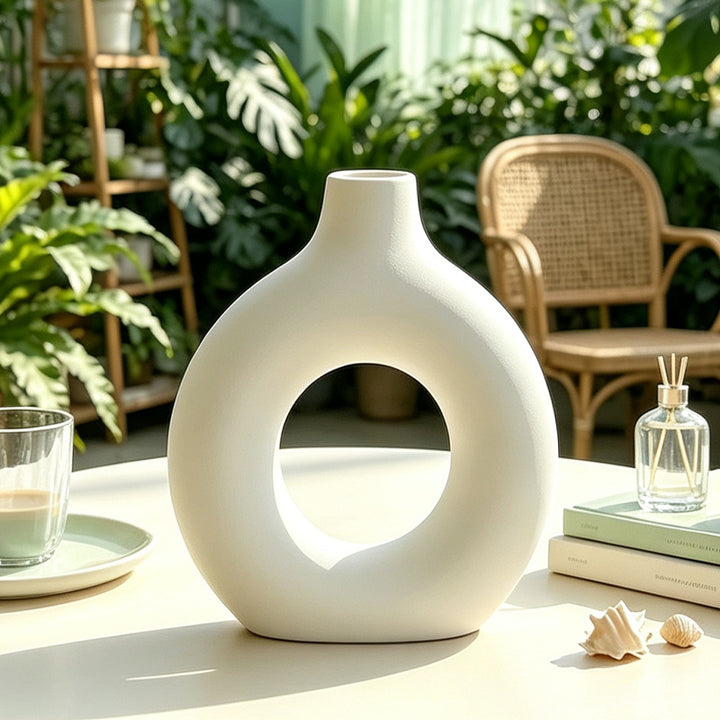 Modern Minimalist Round Vase Stornfeild