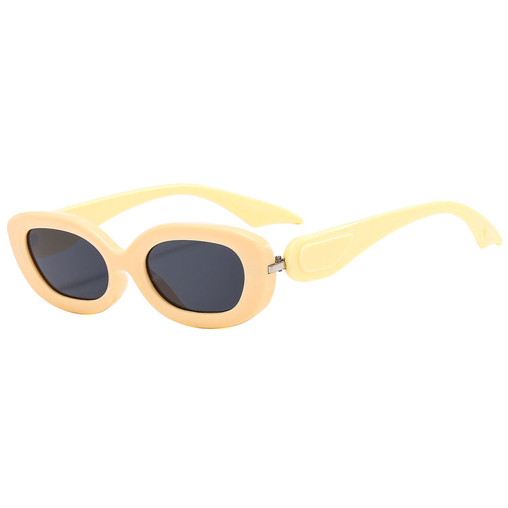 Women's stylish sunglasses with a stylish curved frame Stornfield