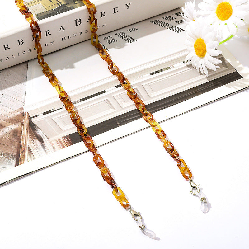 Fashionable necklace with clip clasp Stornfield