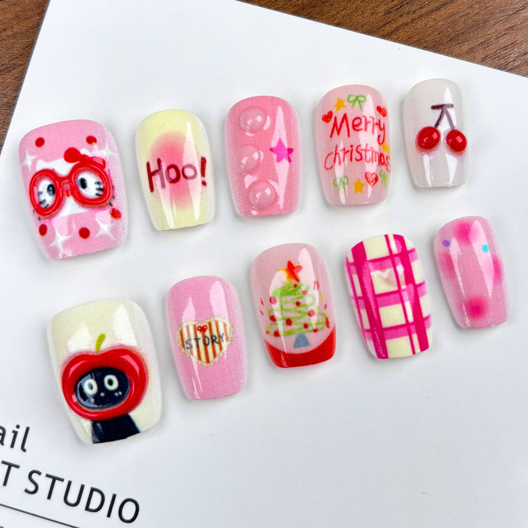 Festive Holiday-Themed Press-On Nail Set 1790745838